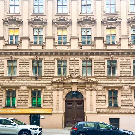 Amazing Suite Ringturm Viena Exterior foto